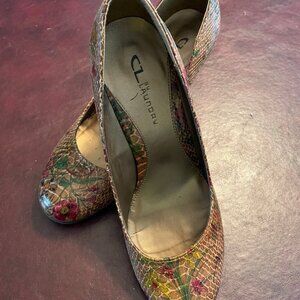 Chinese Laundry Tan Floral Snakeskin Shoes Size 9
